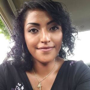 Meet your Posher, Morena